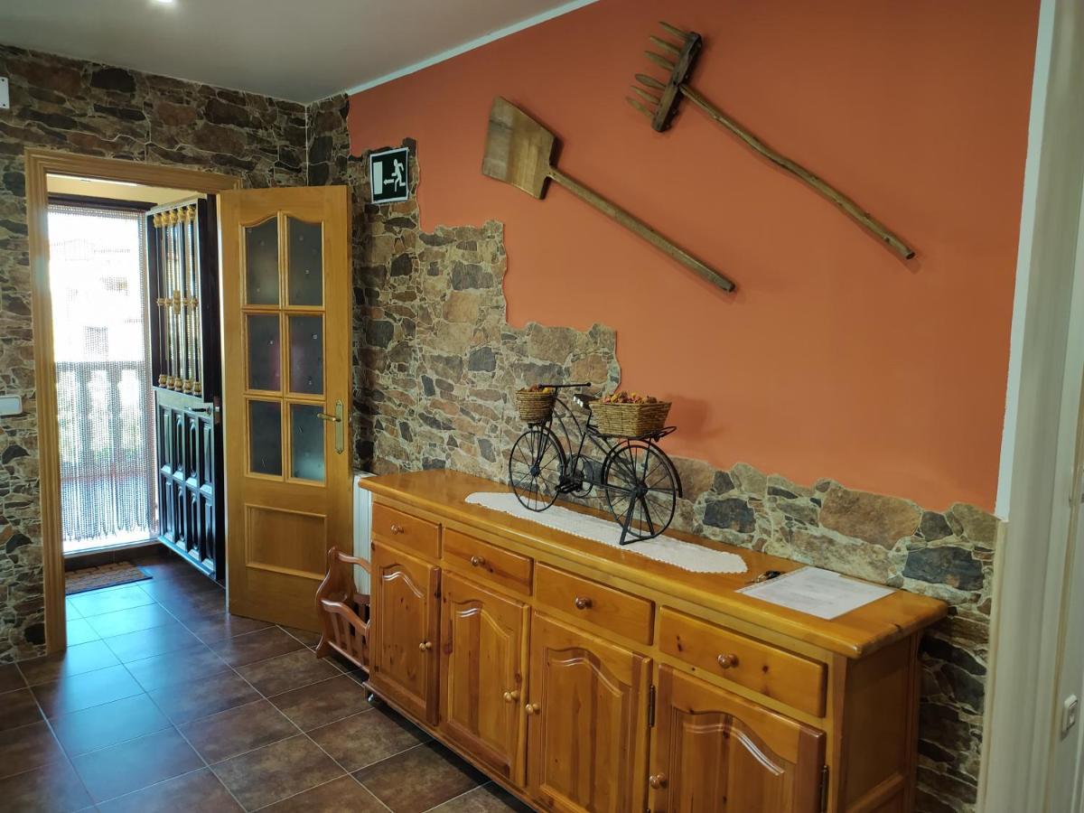 Casa Rural Mi Descanso Valdefuentes de Sangusín Exterior foto